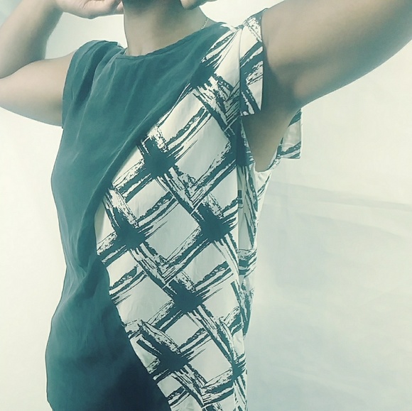 Silk Color Block Top - Picture 6 of 6